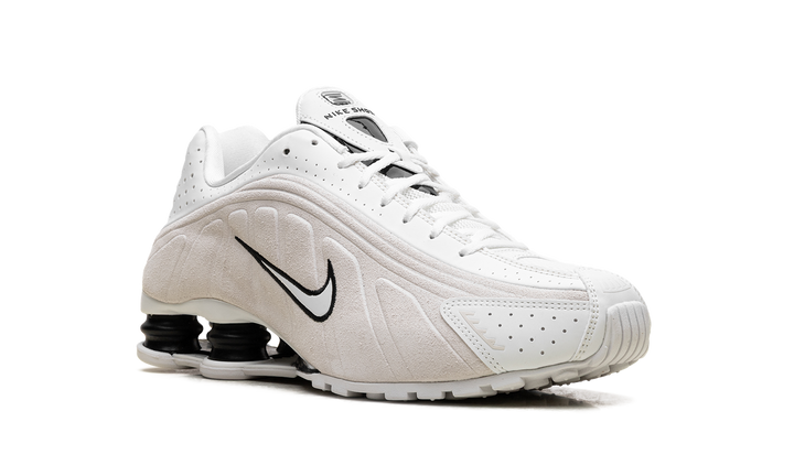 NIKE SHOX R4 WHITE BLACK SUEDE WOMENS