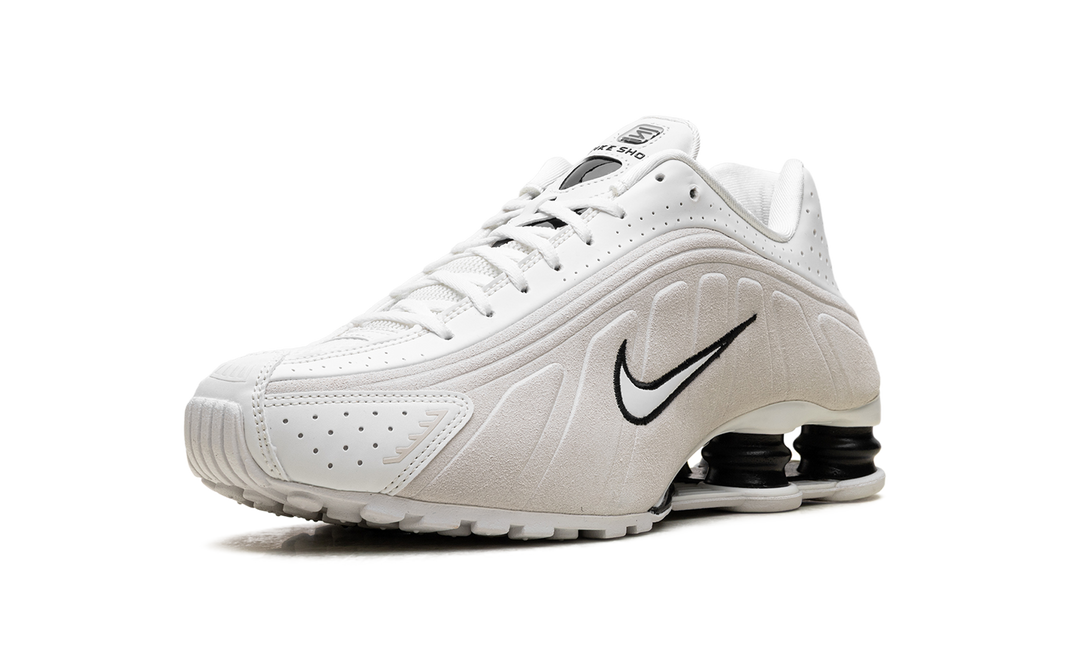 NIKE SHOX R4 WHITE BLACK SUEDE WOMENS