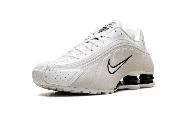 NIKE SHOX R4 WHITE BLACK SUEDE WOMENS