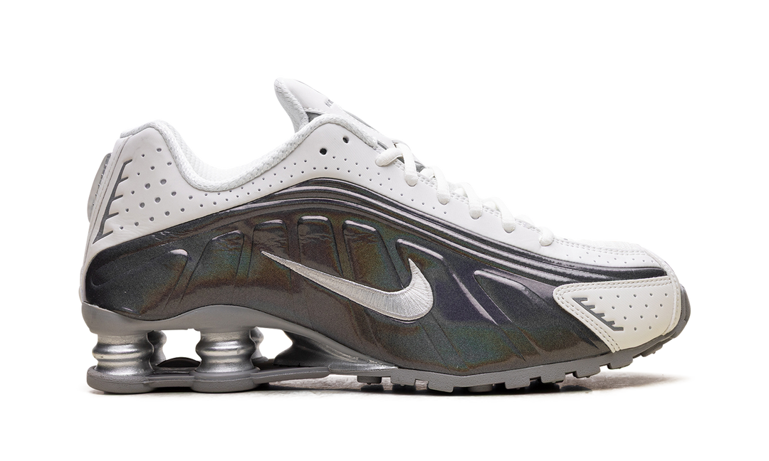 NIKE SHOX R4 WHITE IRIDESCENT WOMENS