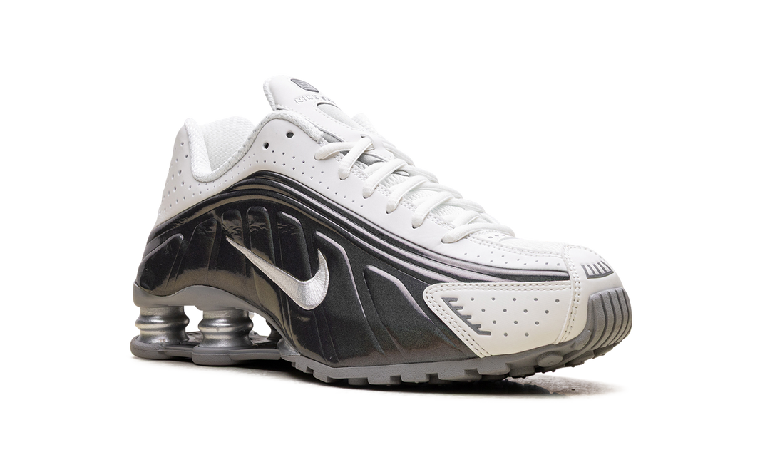 NIKE SHOX R4 WHITE IRIDESCENT WOMENS