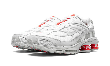 NIKE SHOX RIDE 2 SP X SUPREME WHITE — Stock