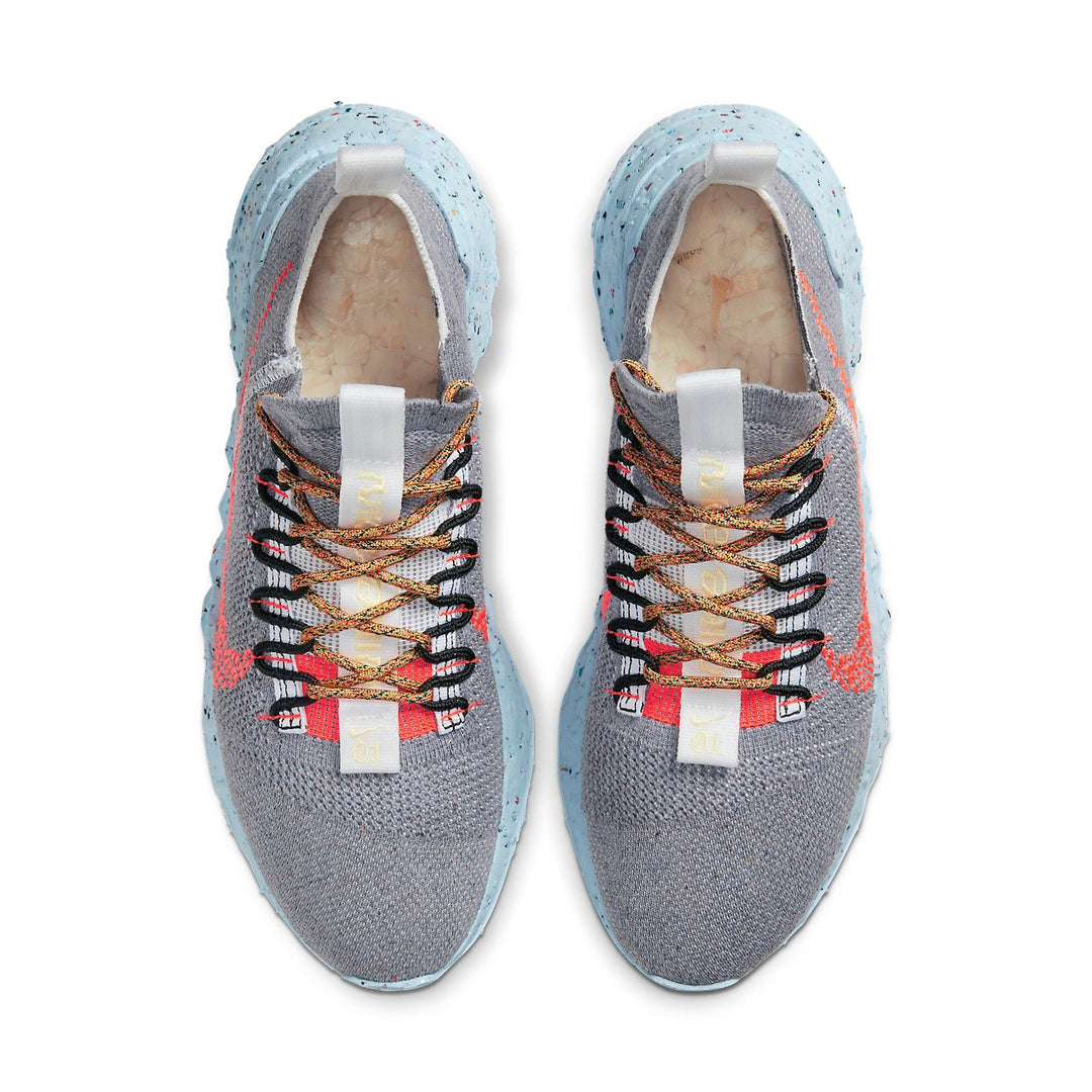 NIKE SPACE HIPPIE 01 VAST GREY HYPER CRIMSON