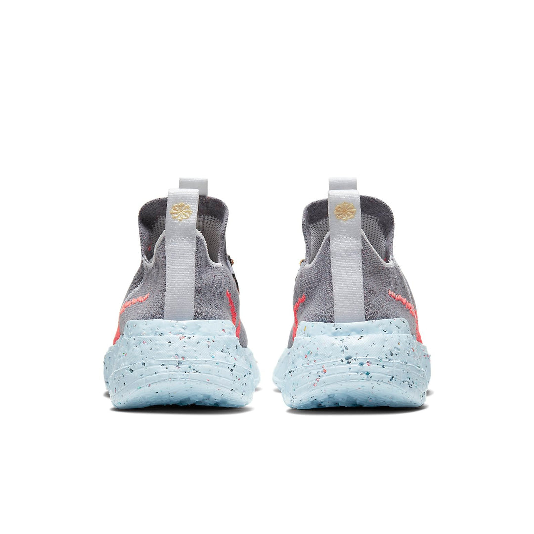 NIKE SPACE HIPPIE 01 VAST GREY HYPER CRIMSON