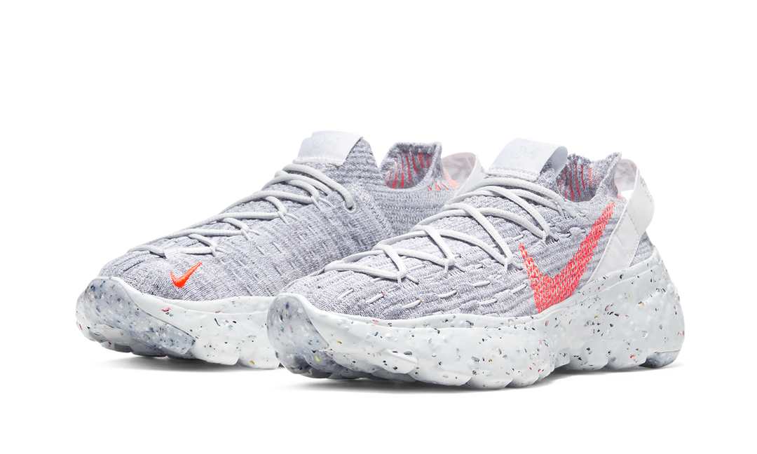 NIKE SPACE HIPPIE 04 SUMMIT WHITE HYPER CRIMSON WOMENS