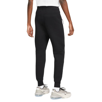 NIKE SPORTSWEAR TECH FLEECE JOGGERS BLACK/BLACK — Stock