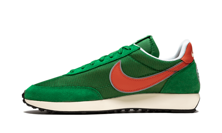 NIKE TAILWIND 79 X STRANGER THINGS HAWKINS HIGH SCHOOL