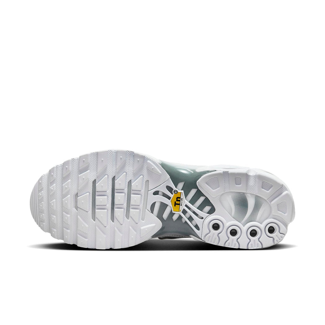 NIKE TN AIR MAX PLUS WHITE METALLIC SILVER WOMENS