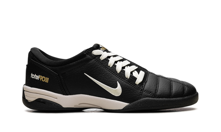 NIKE TOTAL 90 3 BLACK COCONUT MILK
