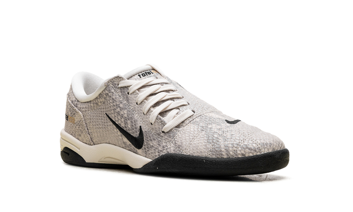 NIKE TOTAL 90 3 SE PALE IVORY SNAKESKIN WOMENS — Stock 