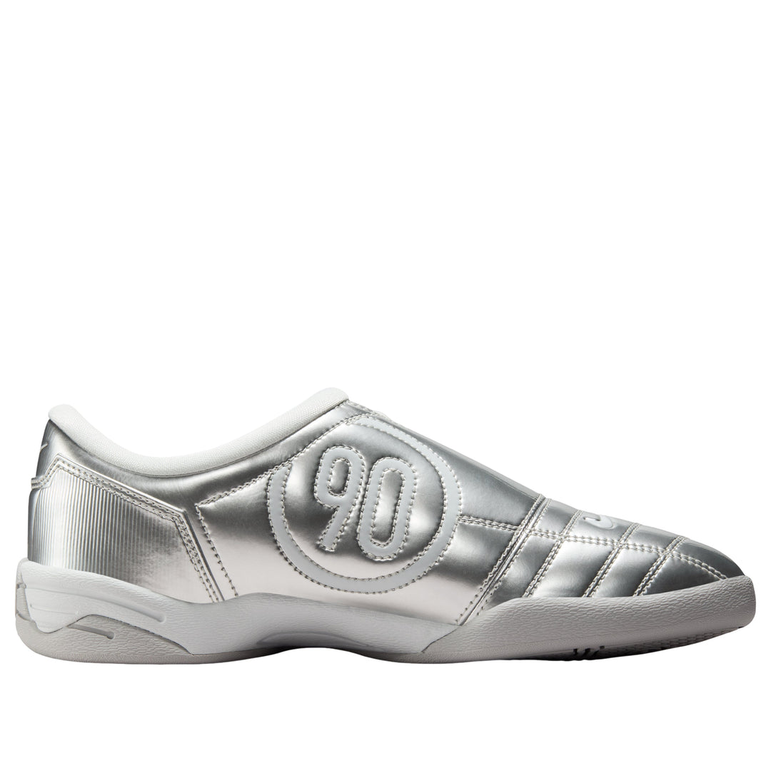 NIKE TOTAL 90 3 SP METALLIC PLATINUM WOMENS