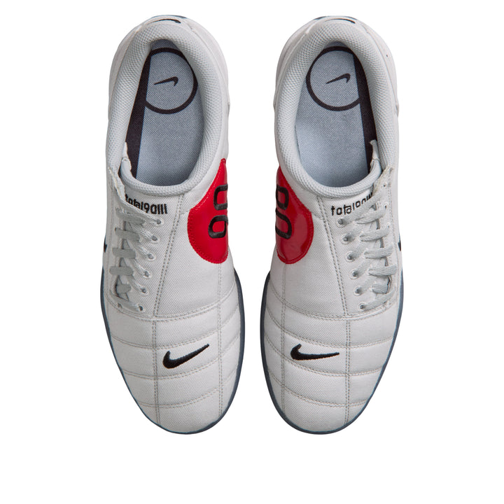NIKE TOTAL 90 PREMIUM LIGHT SMOKE GREY UNIVERSITY RED