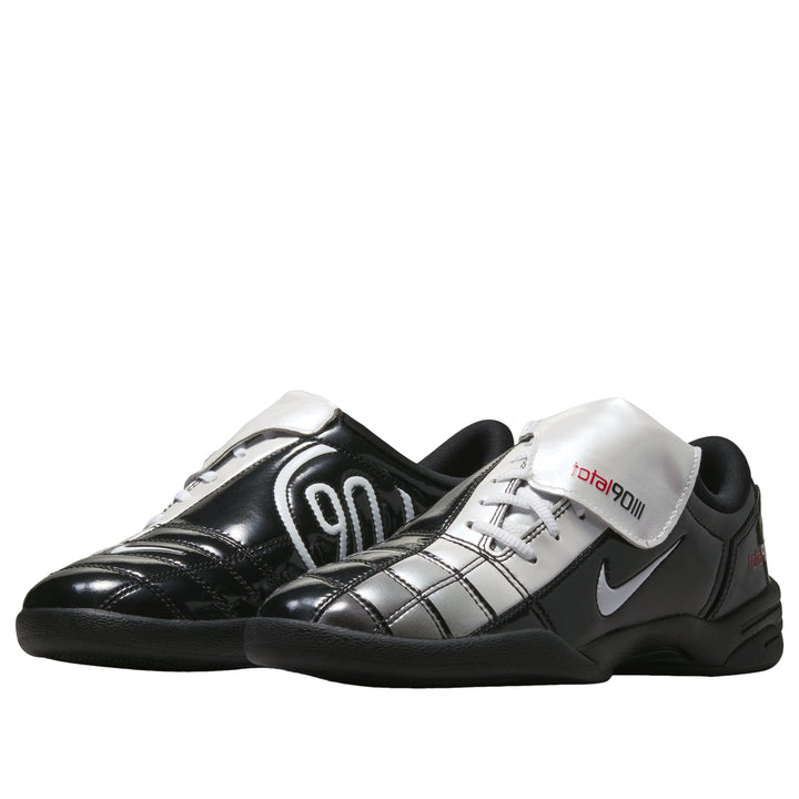 NIKE TOTAL 90 SE BLACK WHITE UNIVERSITY RED WOMENS