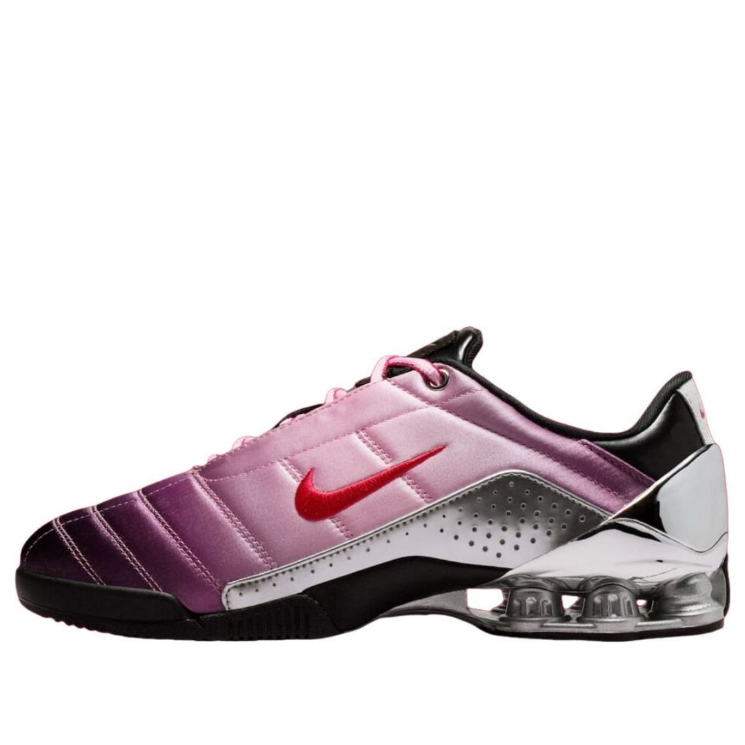 NIKE TOTAL 90 SHOX MAGIA FORGET-ME-NOTS SHY PINK (WOMEN'S) — Stock