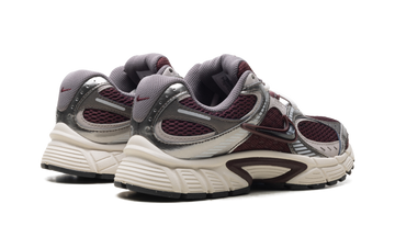 NIKE V5 RNR BURGUNDY CRUSH COLLEGE GREY (WOMEN'S) — Stock