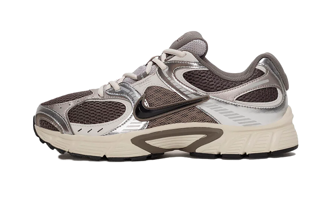 NIKE V5 RNR CAVE STONE BLACK