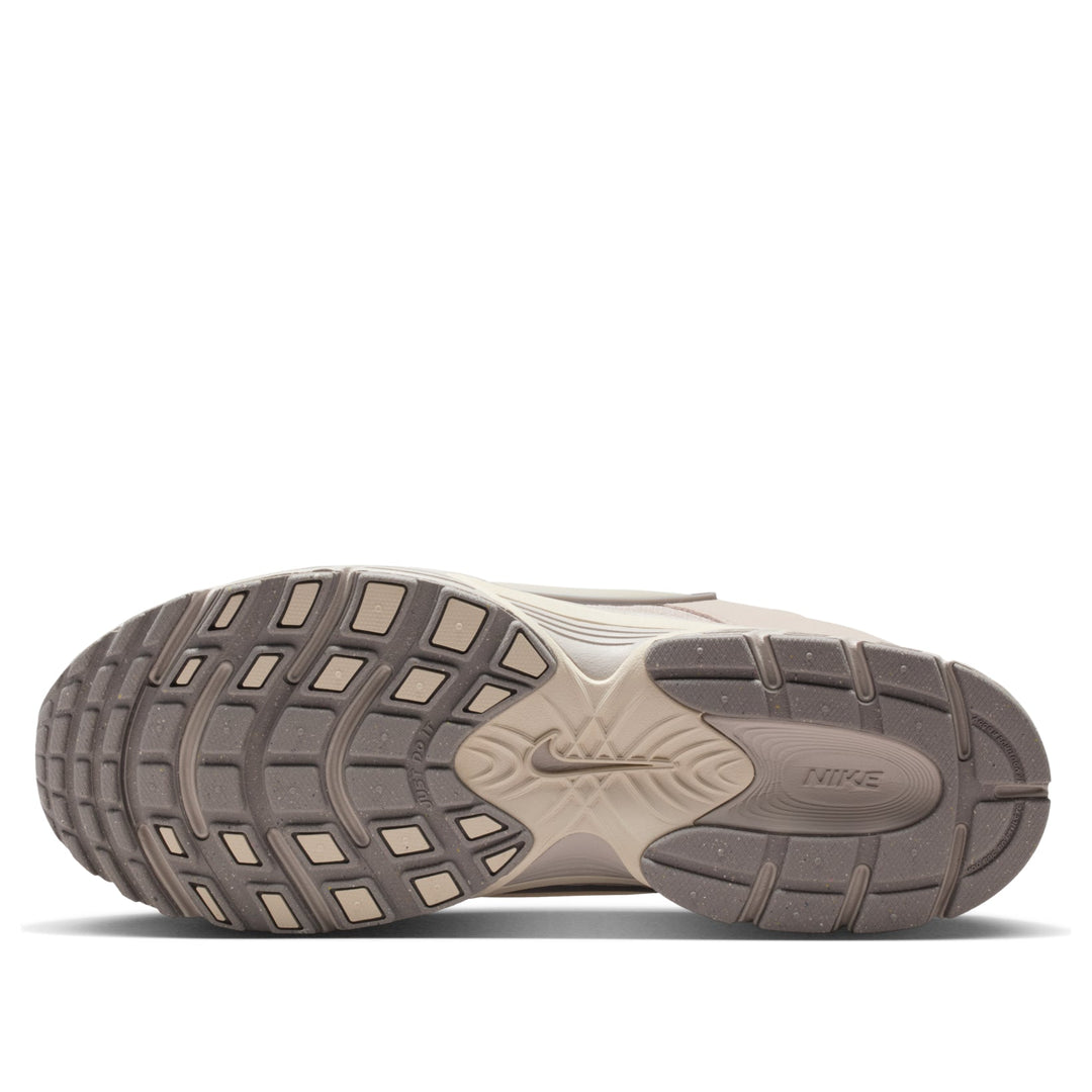 NIKE V5 RNR &