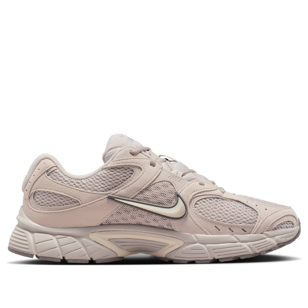 NIKE V5 RNR &