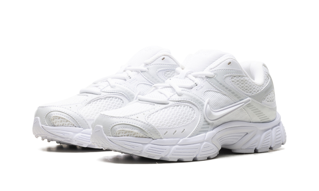 NIKE V5 RNR WHITE BLACK METALLIC SILVER (WOMEN&