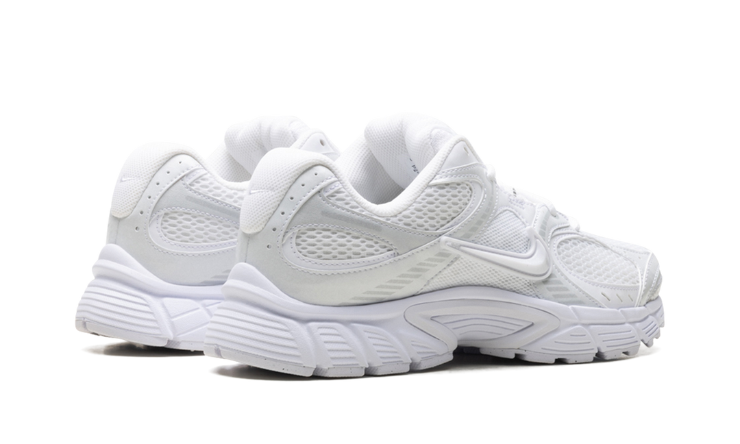 NIKE V5 RNR WHITE BLACK METALLIC SILVER (WOMEN&
