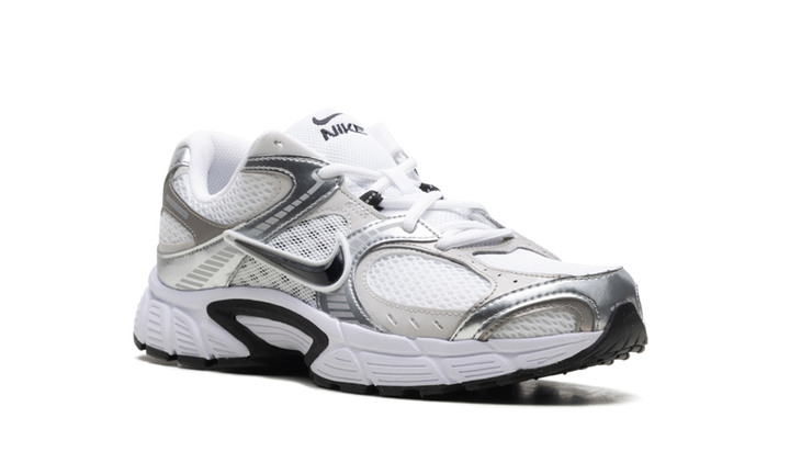 NIKE V5 RNR WHITE VAST GREY COLLEGE GREY BLACK