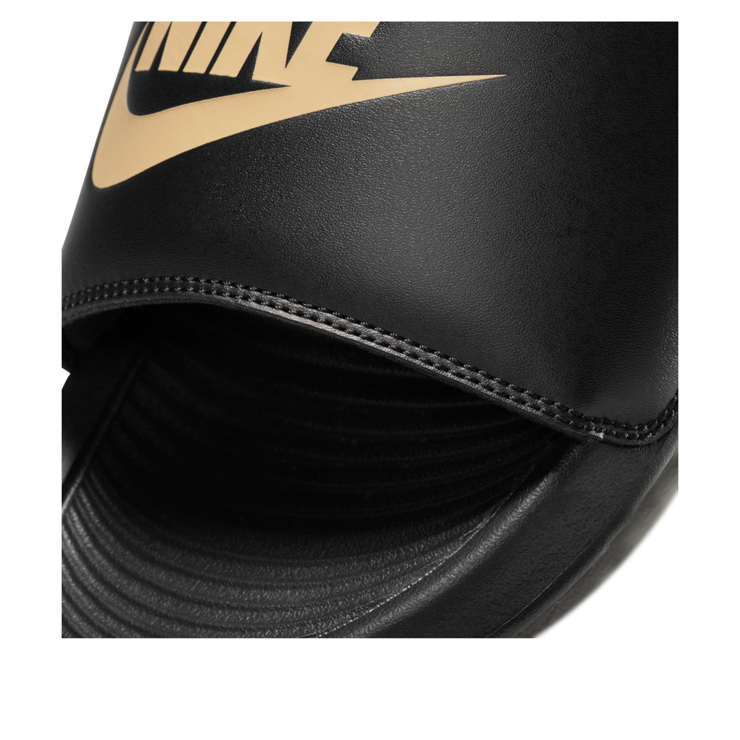 NIKE VICTORI ONE SLIDE BLACK METALLIC GOLD