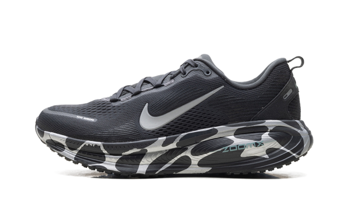 NIKE VOMERO 18 ANTHRACITE REFLECT SILVER