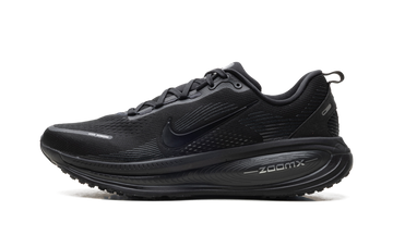 NIKE VOMERO 18 BLACK DARK SMOKE GREY LIGHT SMOKE GREY — Stock