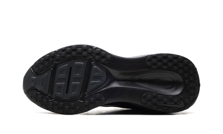 NIKE VOMERO 18 BLACK DARK SMOKE GREY LIGHT SMOKE GREY