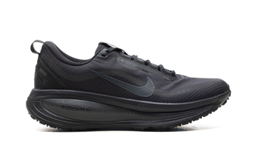NIKE VOMERO 18 GORE-TEX BLACK ANTHRACITE — Stock