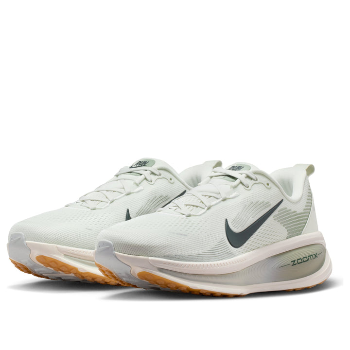 NIKE VOMERO 18 SPRUCE AURA JADE HORIZON BLACK SPRUCE