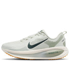 NIKE VOMERO 18 SPRUCE AURA JADE HORIZON BLACK SPRUCE