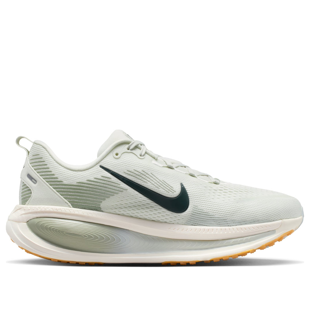 NIKE VOMERO 18 SPRUCE AURA JADE HORIZON BLACK SPRUCE