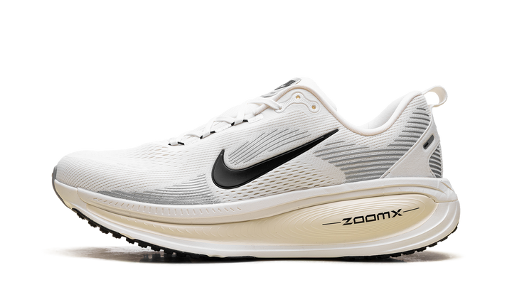 NIKE VOMERO 18 SUMMIT WHITE COCONUT MILK