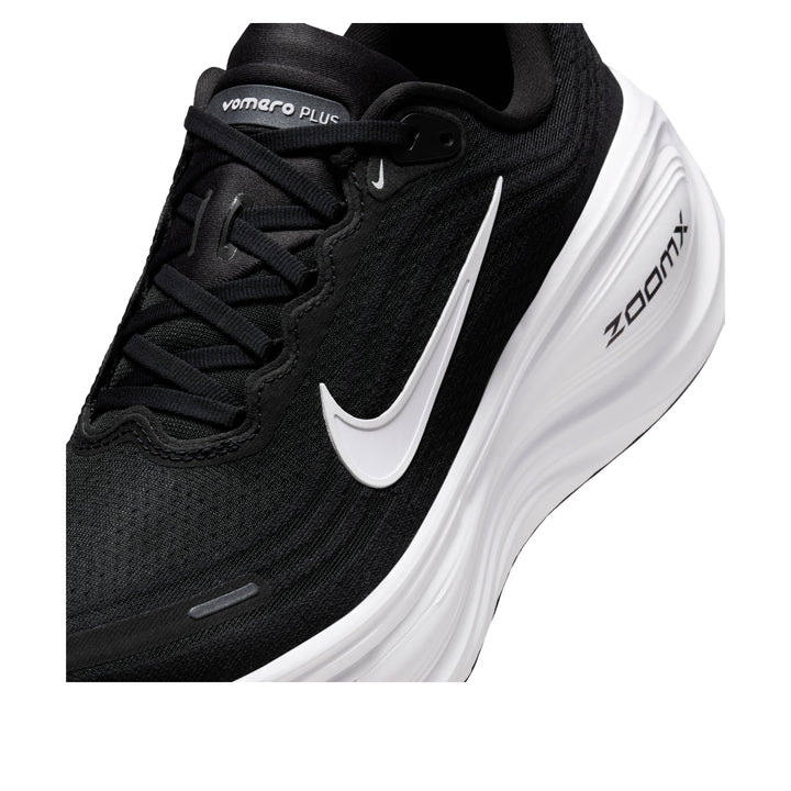 NIKE VOMERO PLUS BLACK WHITE