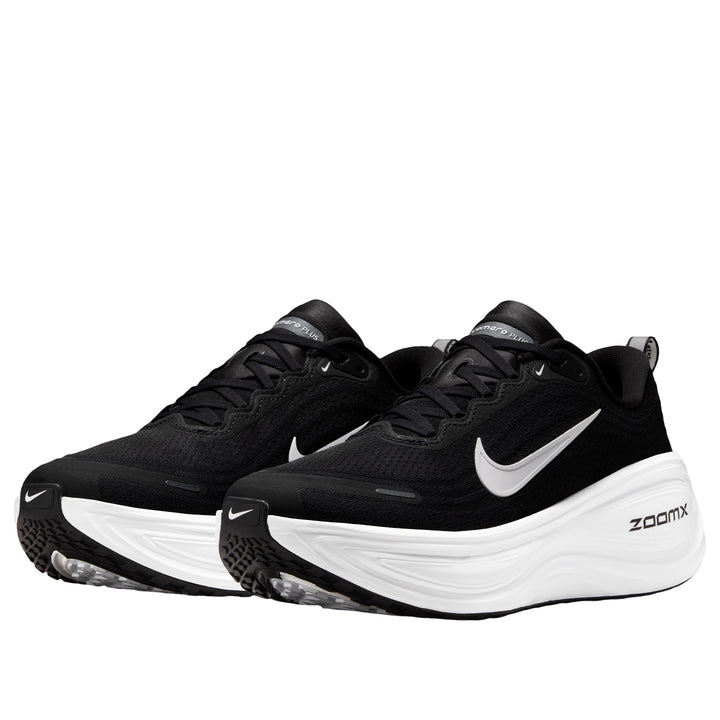 NIKE VOMERO PLUS BLACK WHITE