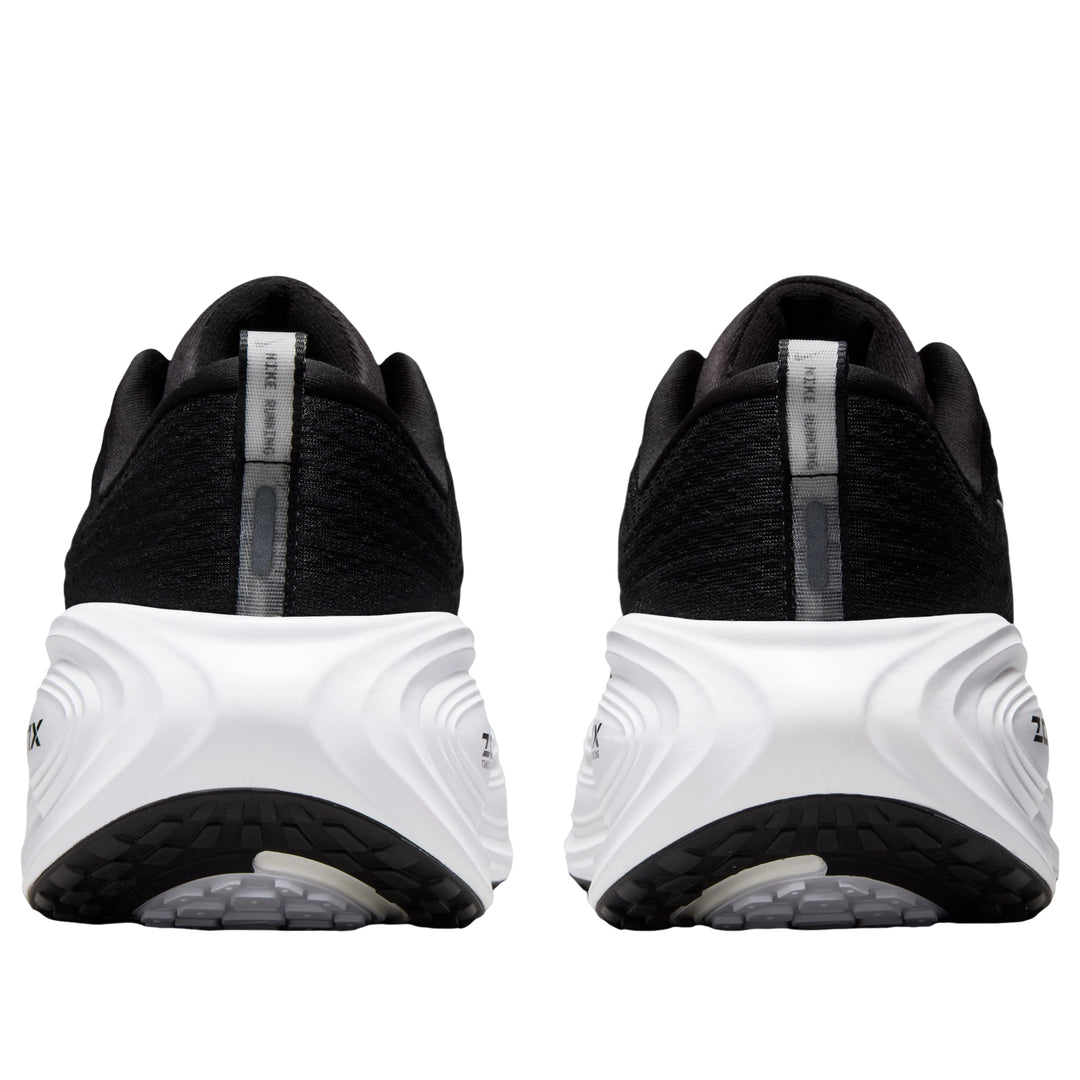 NIKE VOMERO PLUS BLACK WHITE