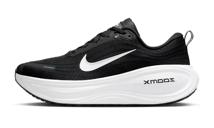 NIKE VOMERO PLUS BLACK WHITE
