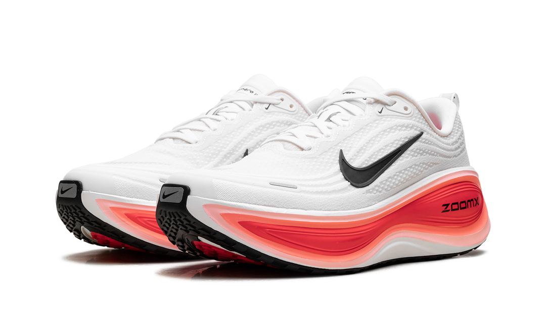 NIKE VOMERO PLUS WHITE BLACK BRIGHT CRIMSON