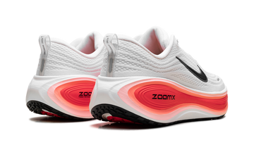 NIKE VOMERO PLUS WHITE BLACK BRIGHT CRIMSON — Stock