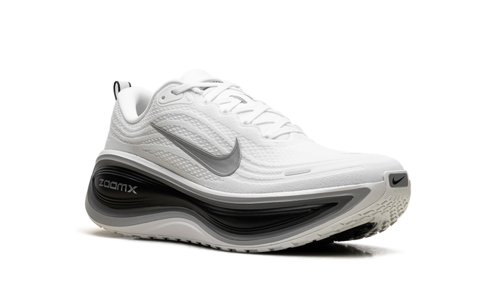 NIKE VOMERO PLUS WHITE BLACK COOL GREY