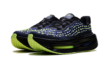 NIKE VOMERO PREMIUM QS BLACK VOLT GLOW — Stock