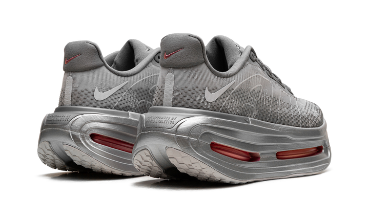 NIKE VOMERO PREMIUM QS FLEUR DE-LIS GEYSER GREY WOMENS