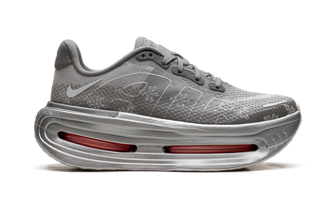 NIKE VOMERO PREMIUM QS FLEUR DE-LIS GEYSER GREY WOMENS