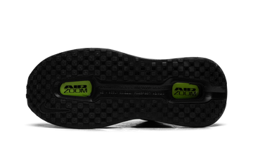 NIKE VOMERO PREMIUM SP BLACK MINI CHROME SWOOSH — Stock