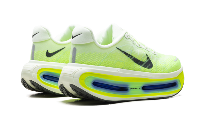 NIKE VOMERO PREMIUM VOLT TINT SAPPHIRE