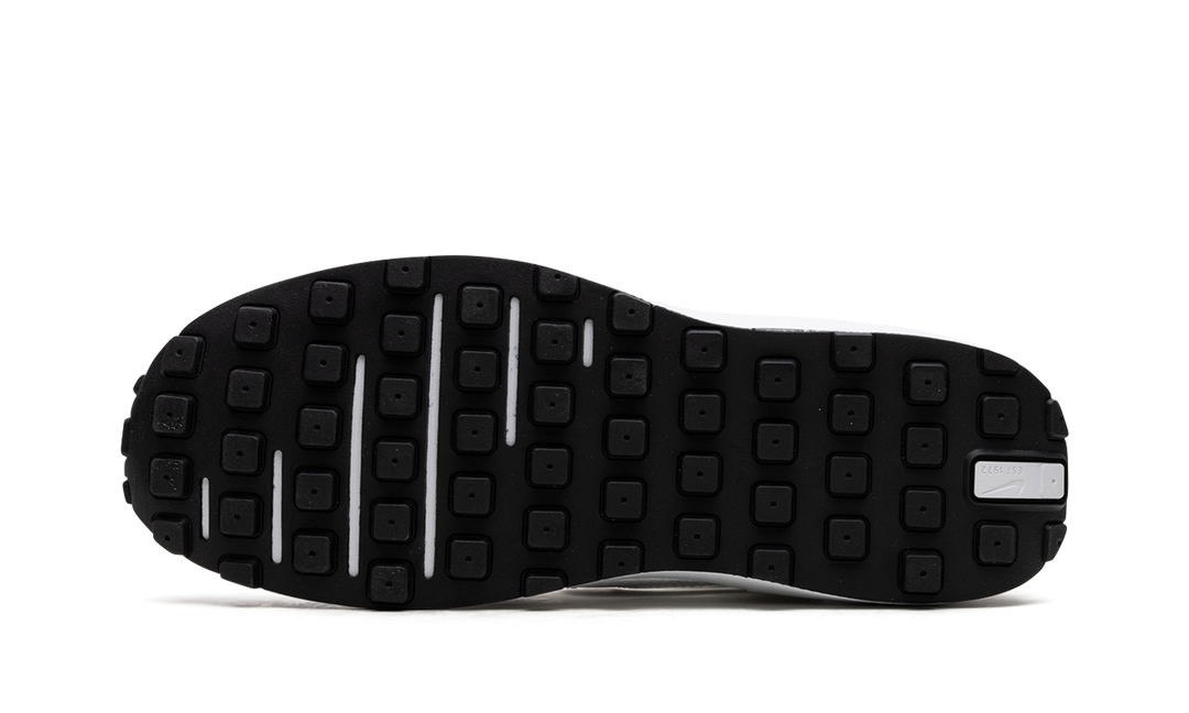NIKE WAFFLE ONE WHITE BLACK WHITE WOMENS