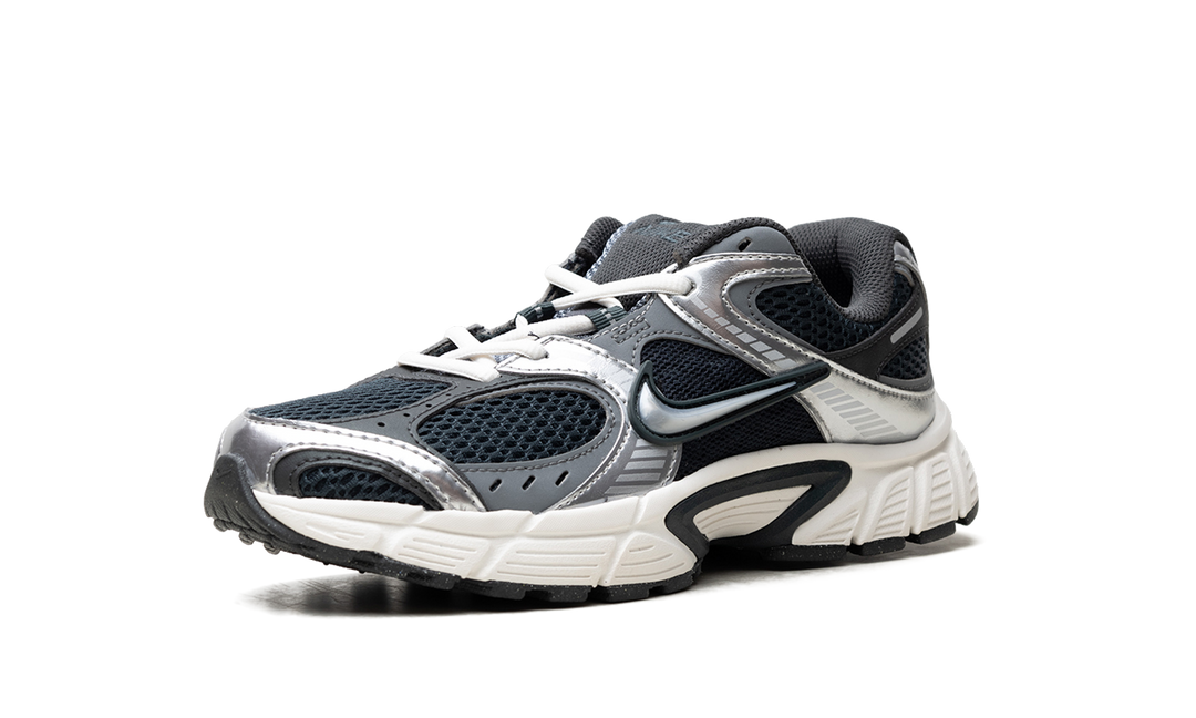NIKE WMNS V5 RNR &