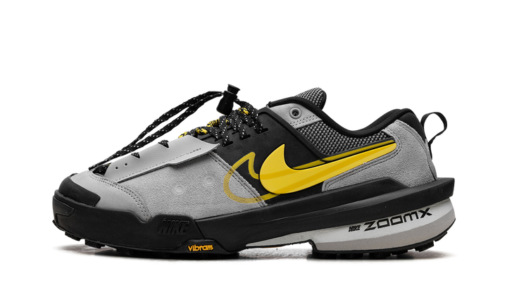 NIKE ZEGAMADOME SP SACAI MATTE SILVER YELLOW