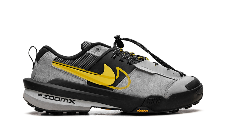 NIKE ZEGAMADOME SP SACAI MATTE SILVER YELLOW